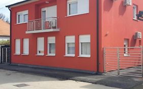 Guest House Deluxe